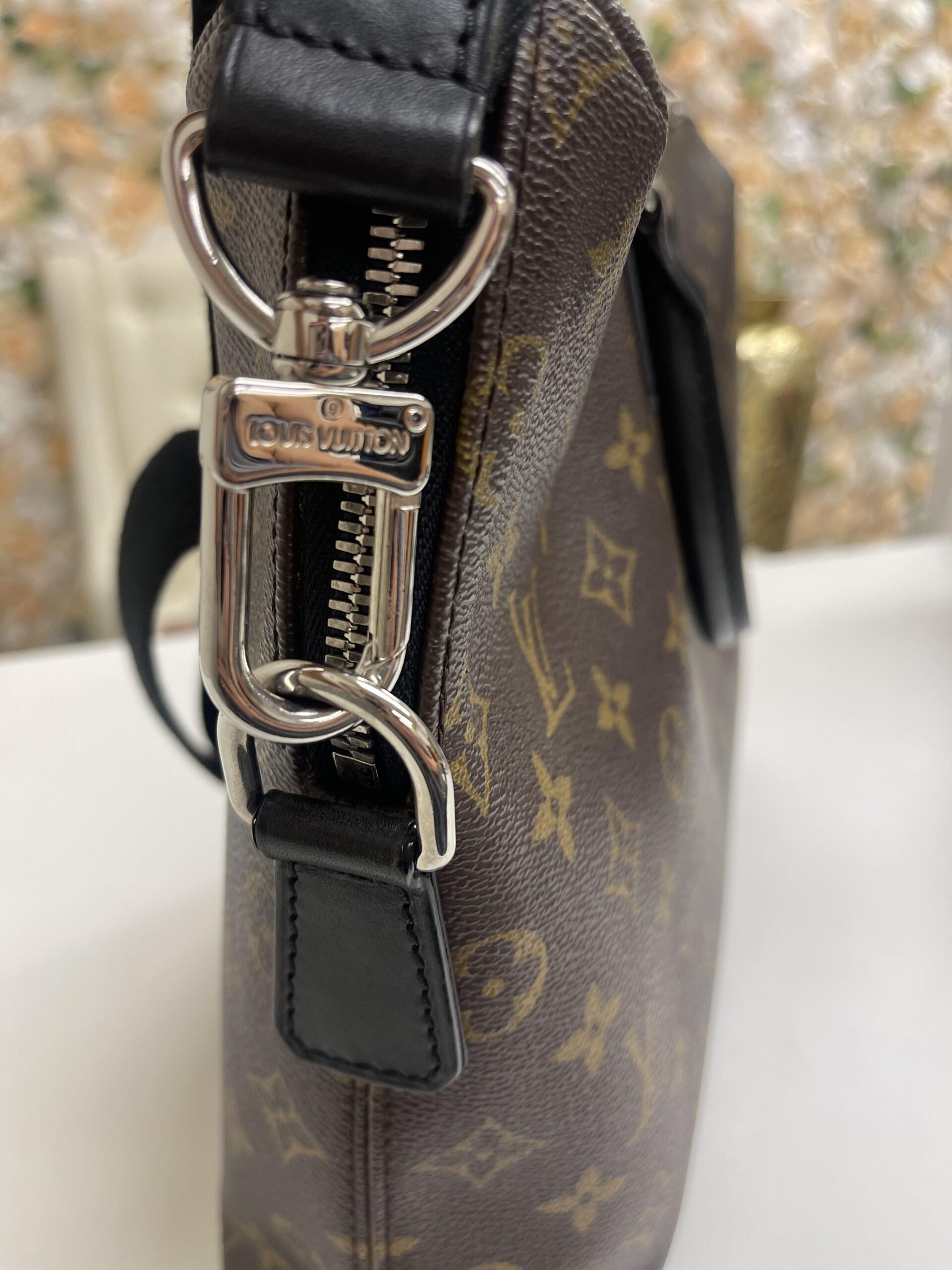 Shop Louis Vuitton Steve Laptop Bag Online