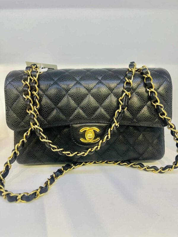 👜 CHANEL Classic Double Flap Bag – Small Caviar Leather