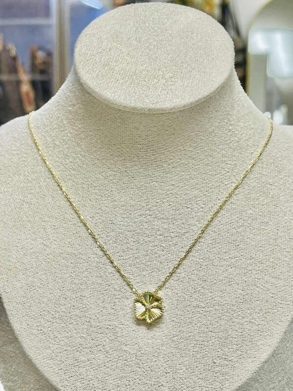 ✨ 14K Gold Necklace ✨ - Image 2