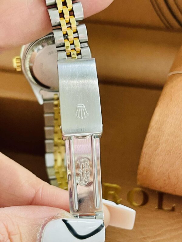 Rolex Datejust 26mm – Stainless Steel & Yellow Gold (2015) | Excellent Condition - Image 3